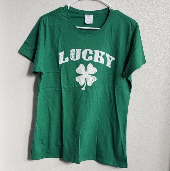 St. Patricks day tshirt "LUCKY" unisex size large - Picture 1 of 3